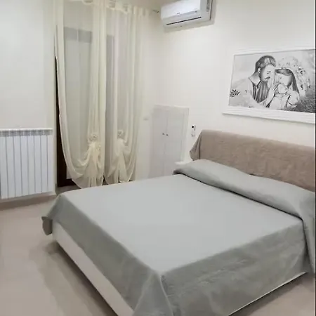 Il Sorriso Apartment *